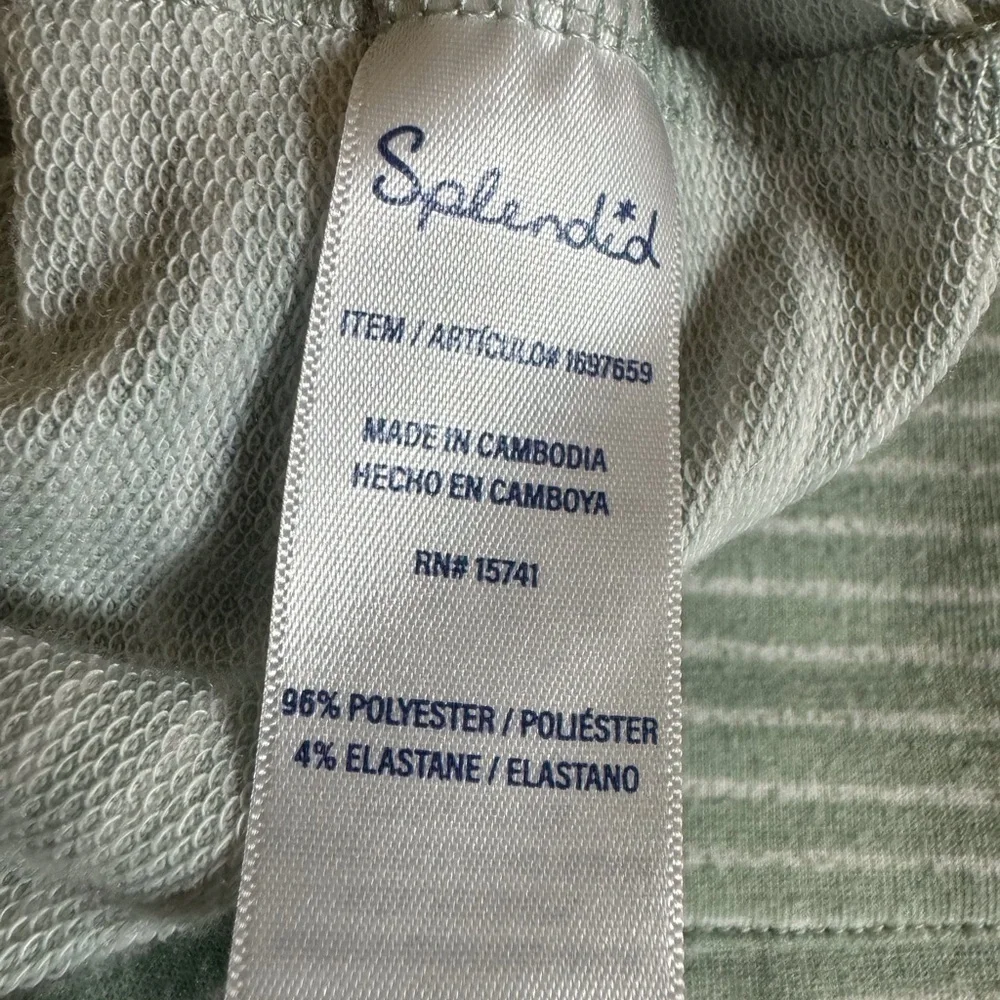 Splendid sage green and white stripe 2 piece loungewear set Size XL
